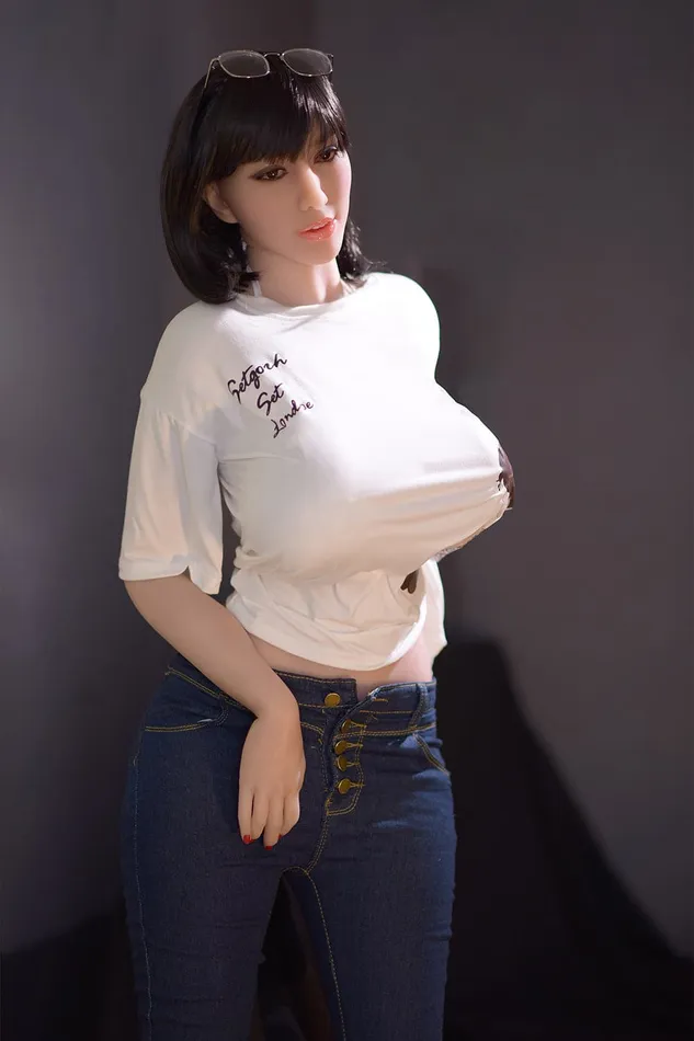 6ye Doll Male Sex Toys 163cm5ft4 ICup Huge Tits Big Butt Black Short Hair Sex Doll with 101 Head